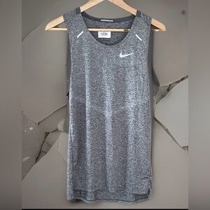 Nike Breathe Dri-Fit Men's Size Small Grey Rise 365 Running Tank Top